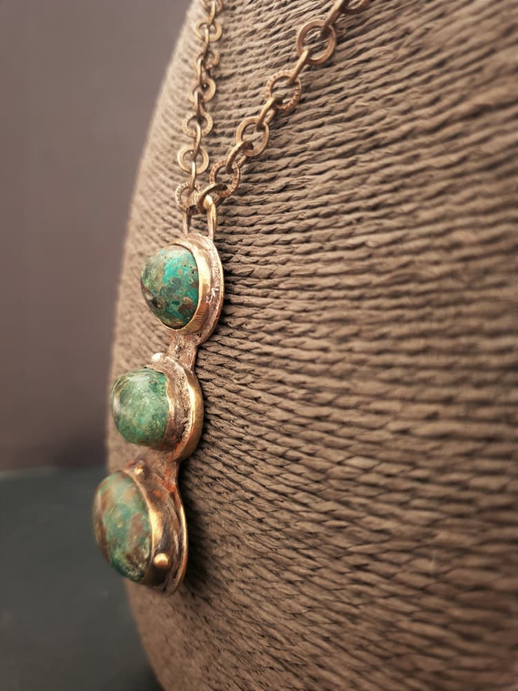 Three stone oxidized and textured copper necklace -2