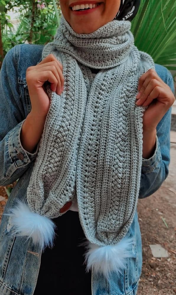 female crochet scarf