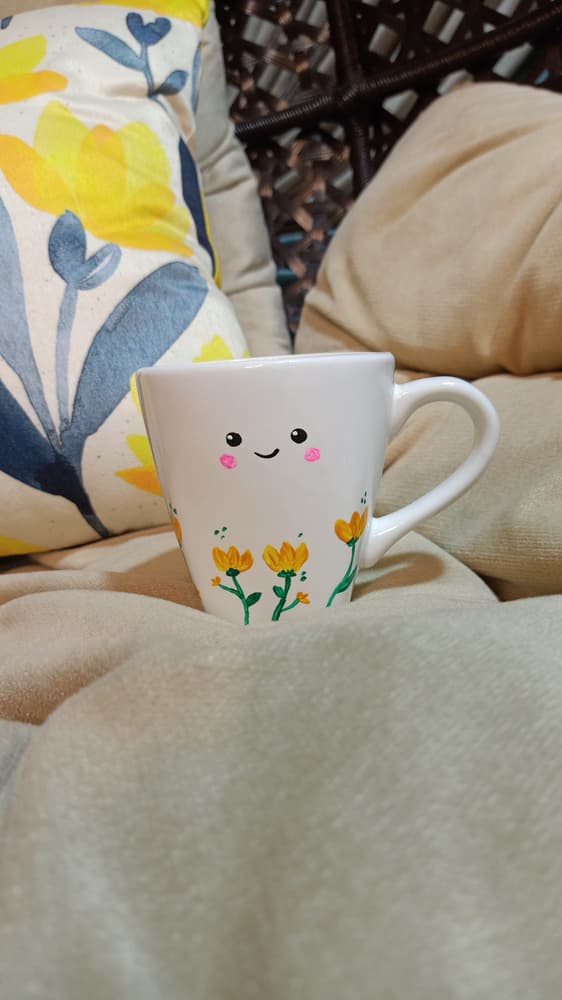 Painted Smiley flower Mug 