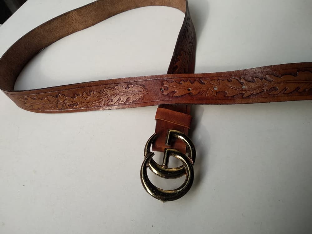 Genuine leather belt with engraving
