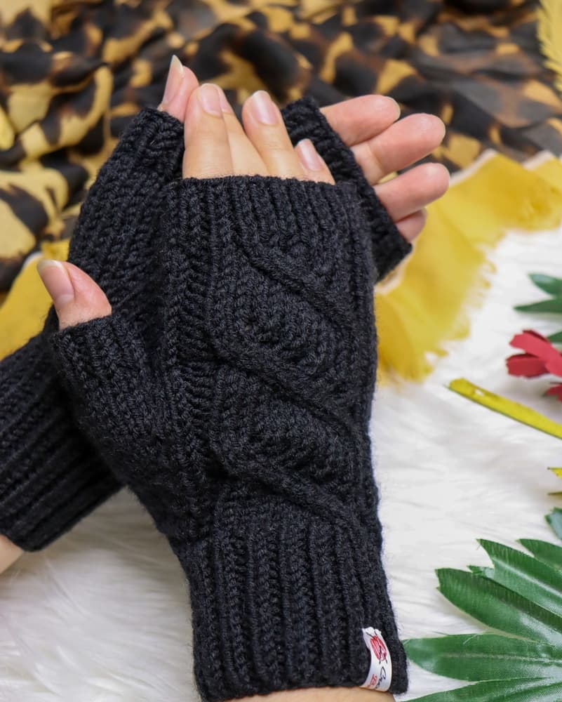 Hand-Knitting gloves 