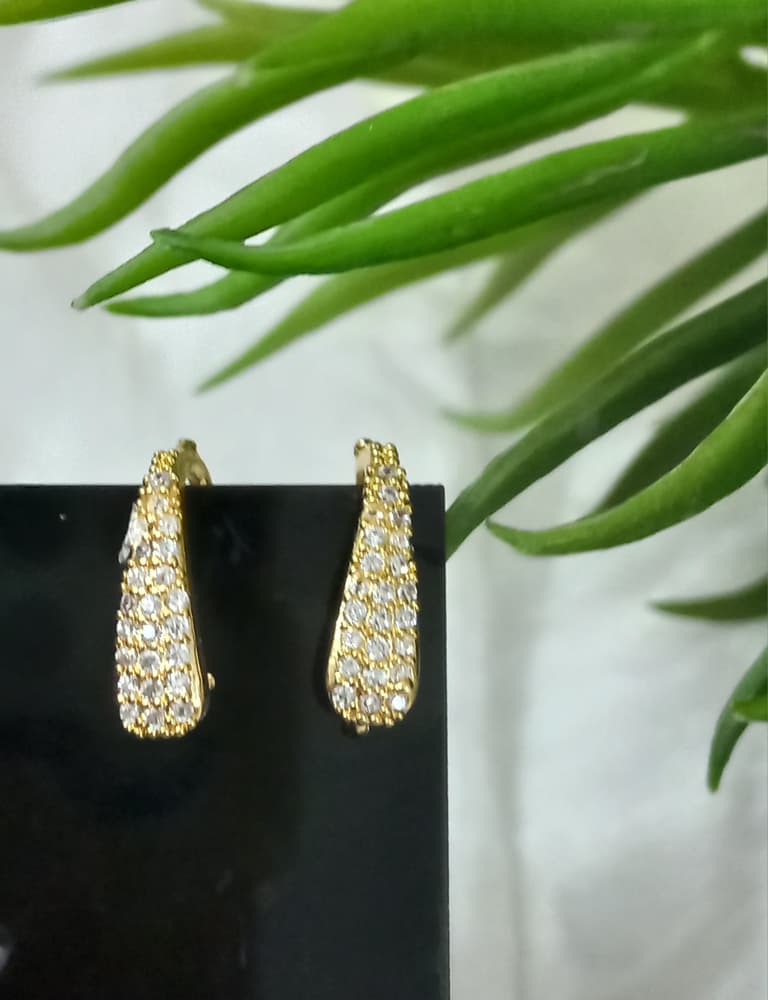 Chinese gold earrings 