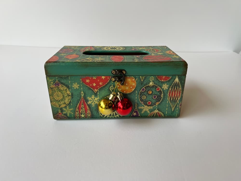 Christmas tissue box 1