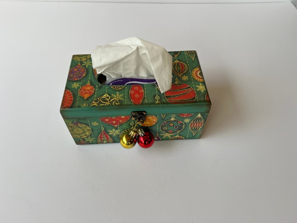 Christmas tissue box 1