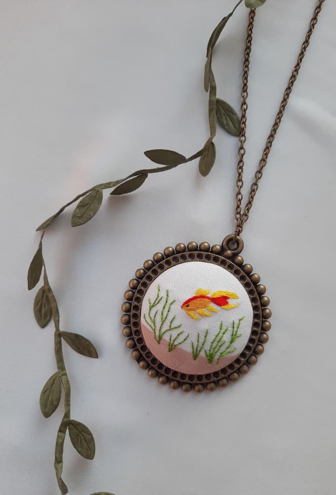 Fishbowl Embroidered necklace
