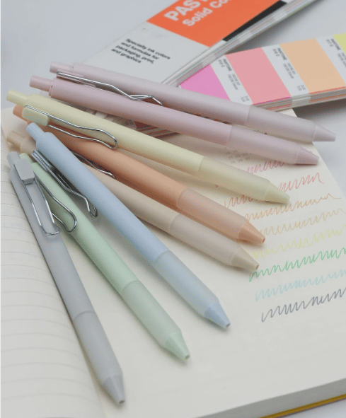 Pastel macrons color pen set