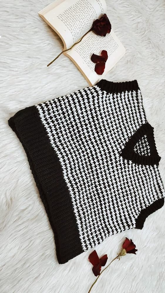 Crochet white & black vest