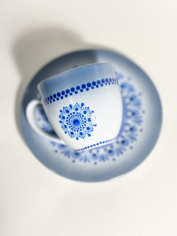Mandala dots tea cup