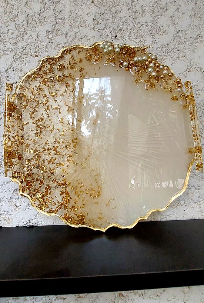 Resin white and gold tray