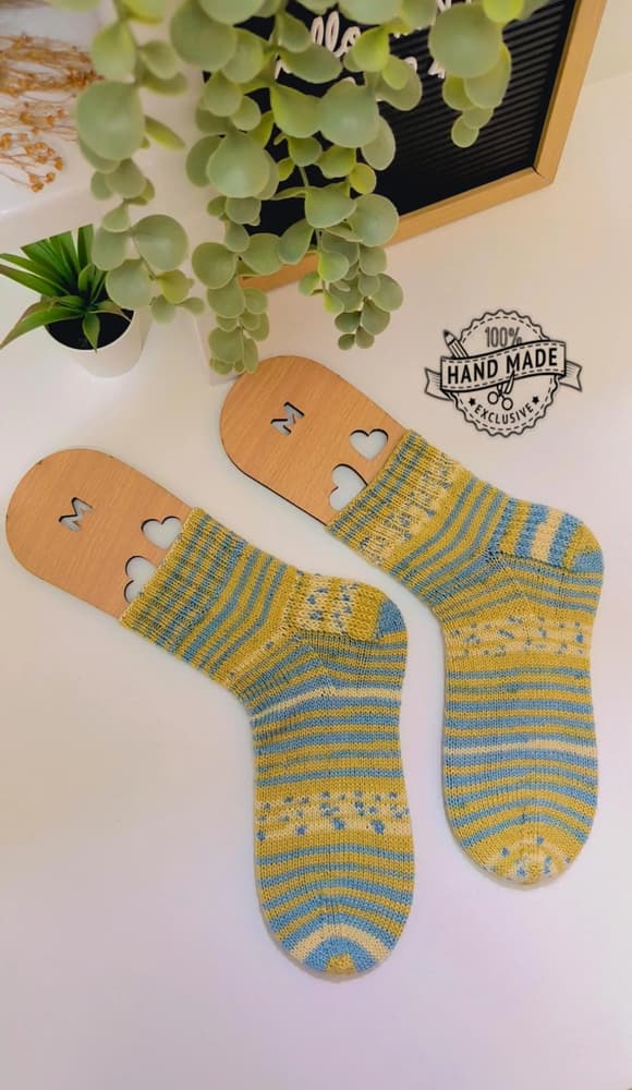 Handknitted socks 75% wool
