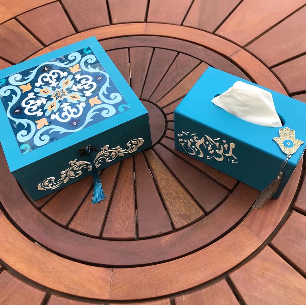 Set of Tea & Tissue box 