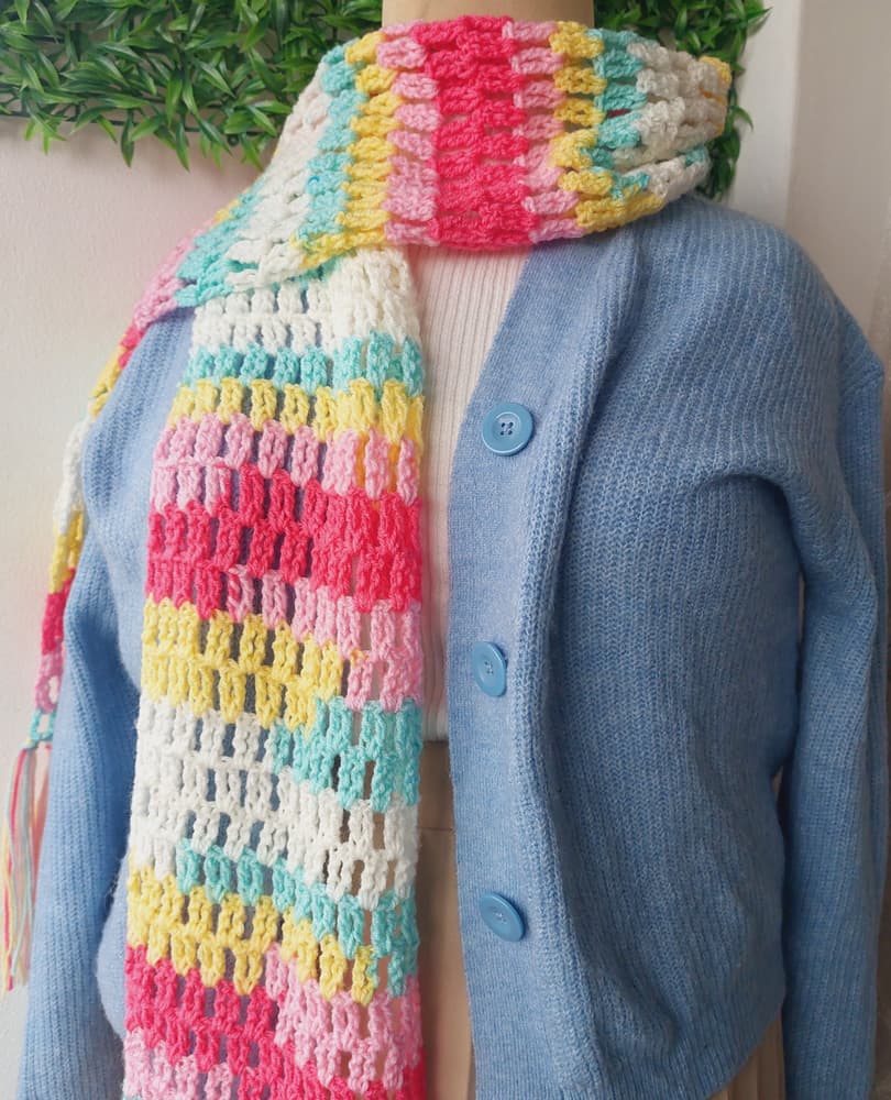 Colorful crochet scarf 