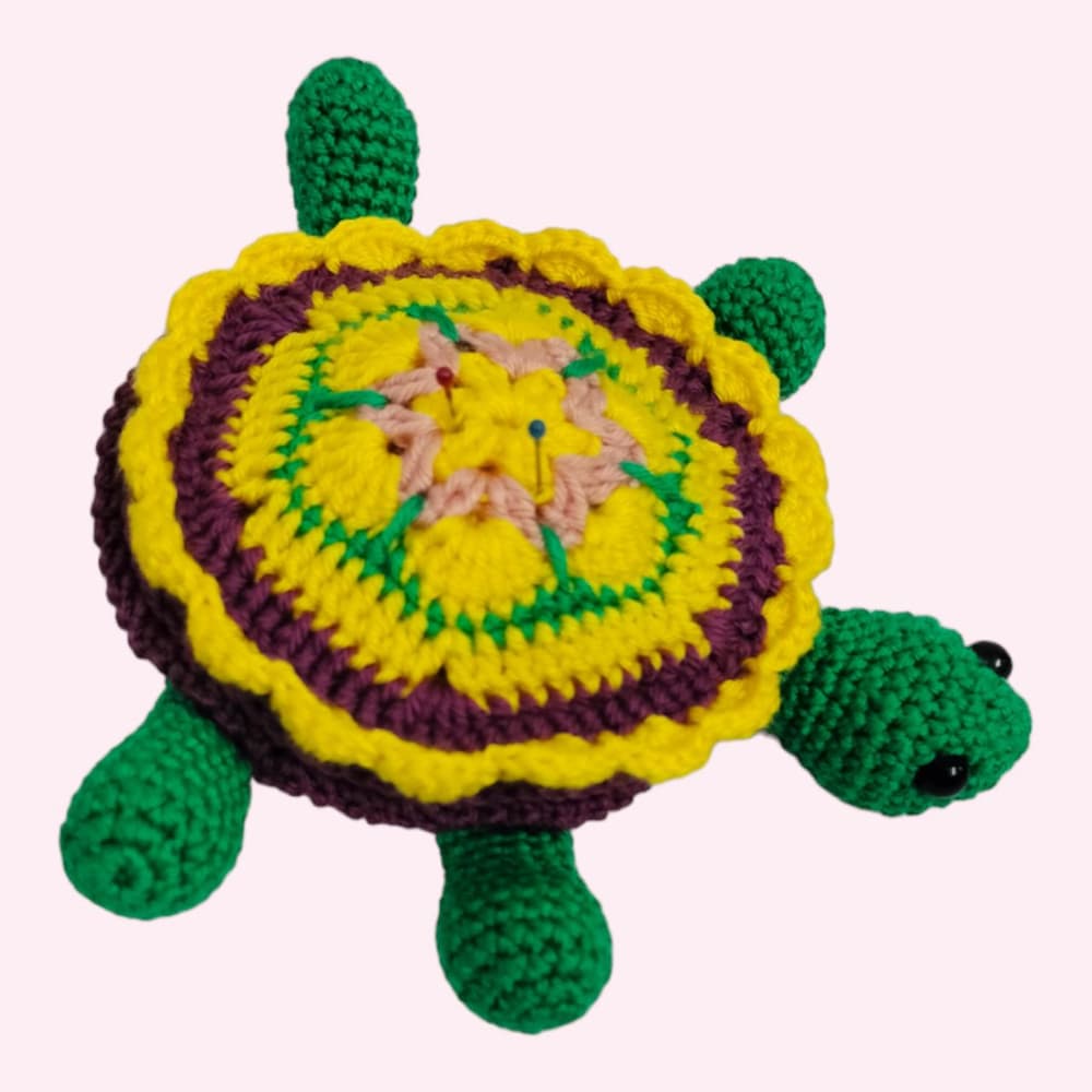 Turtle pin cushion