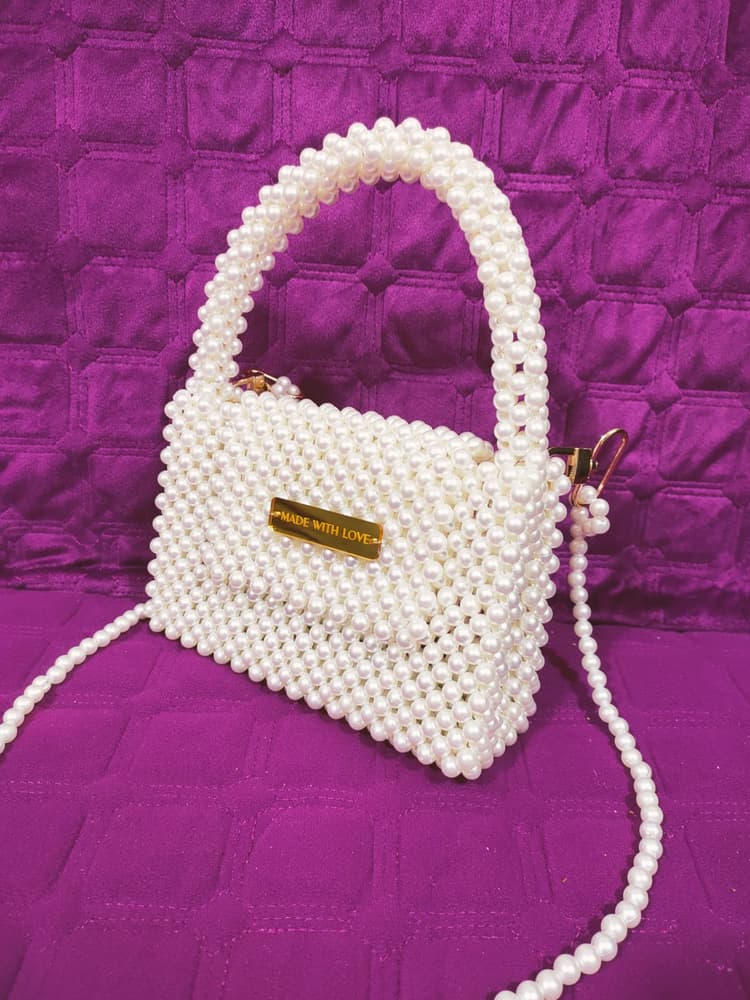 Lolii bag of white 