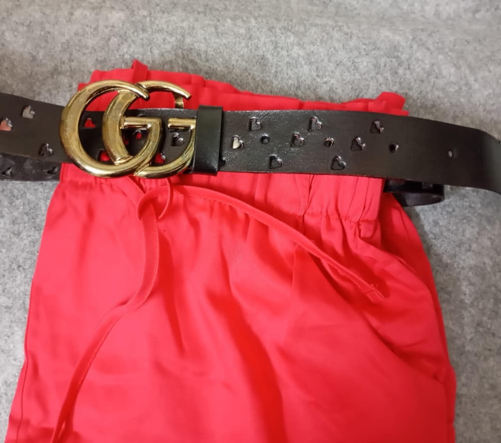 Genuine leather belt with a heart-shaped copper buckle