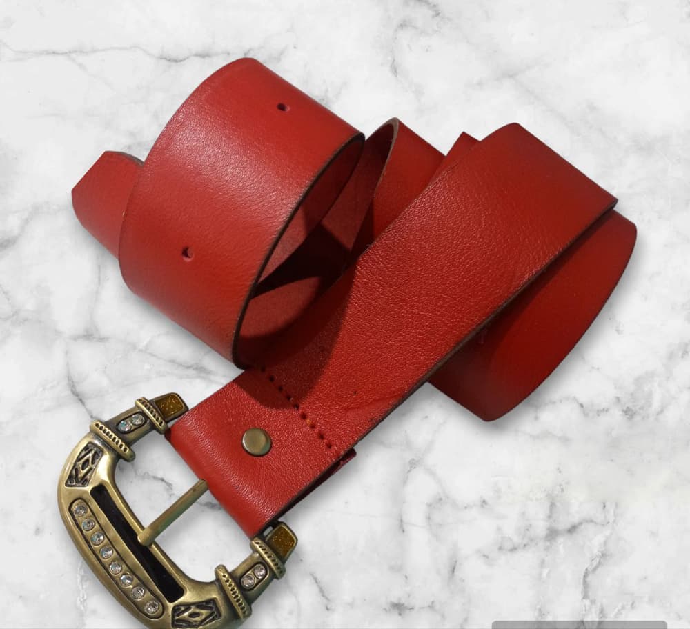 Women's natural leather belt