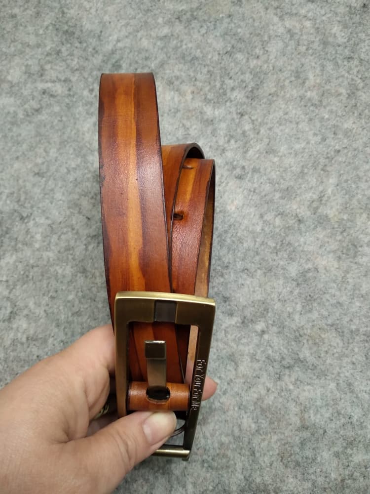 Two tone genuine leather belt