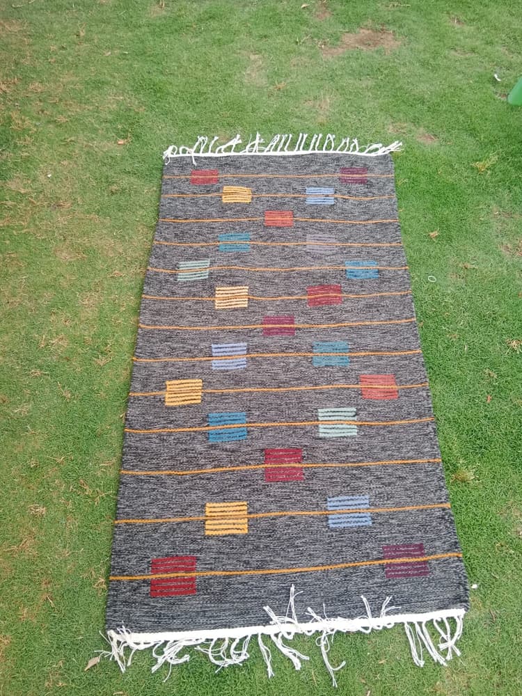 Handmade Kilim rug - Wool - Design 4