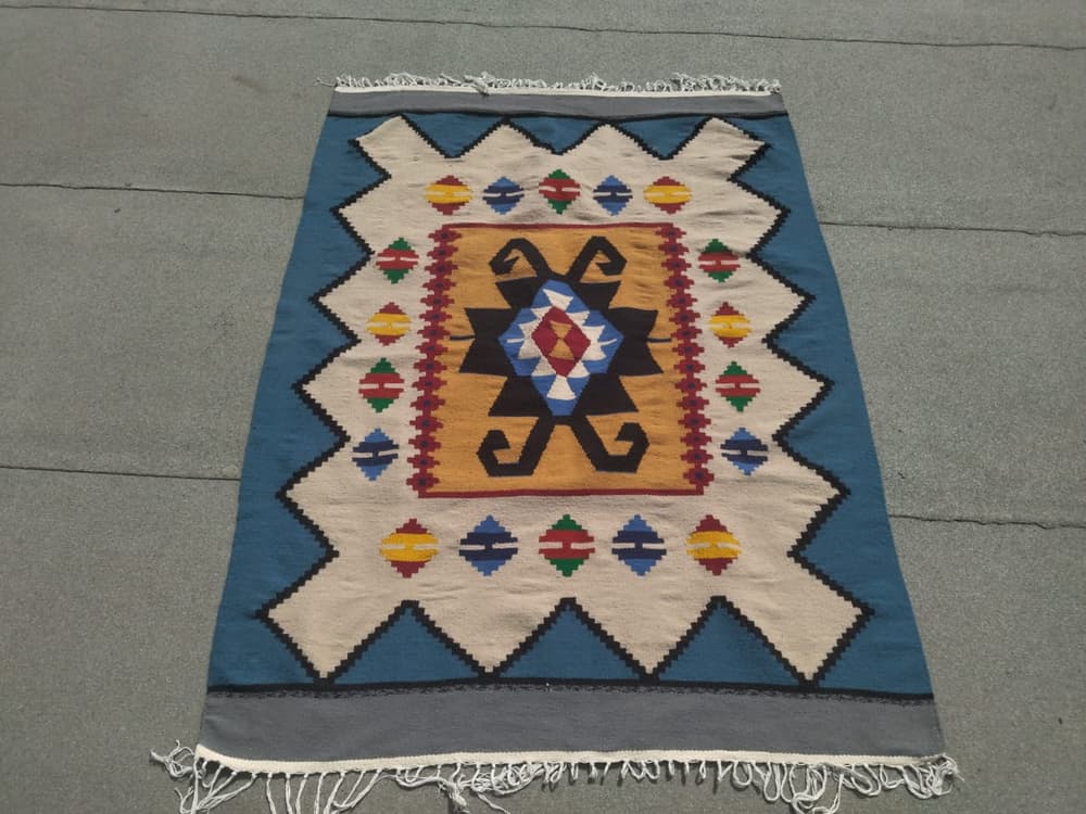 Handmade Kilim rug - Wool - Design 13