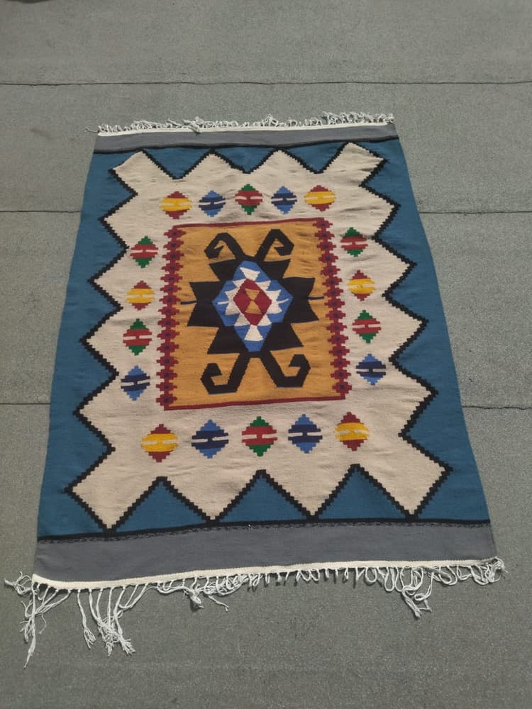 Handmade Kilim rug - Wool - Design 13