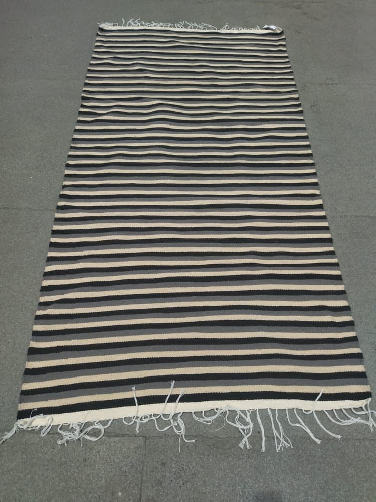 Handmade Kilim rug - Wool - Design 19