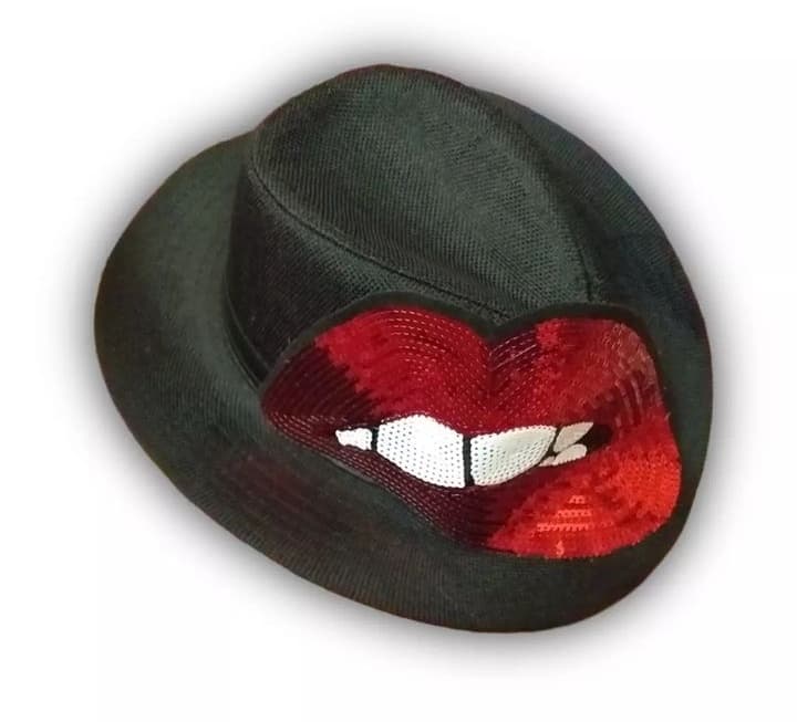 Black hat with red lips 