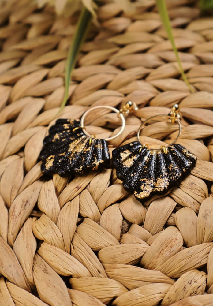 BLACK AND GOLD collection earrings  It's call 