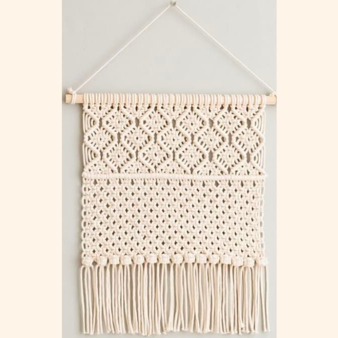 Decorative macrame for hanging accessories