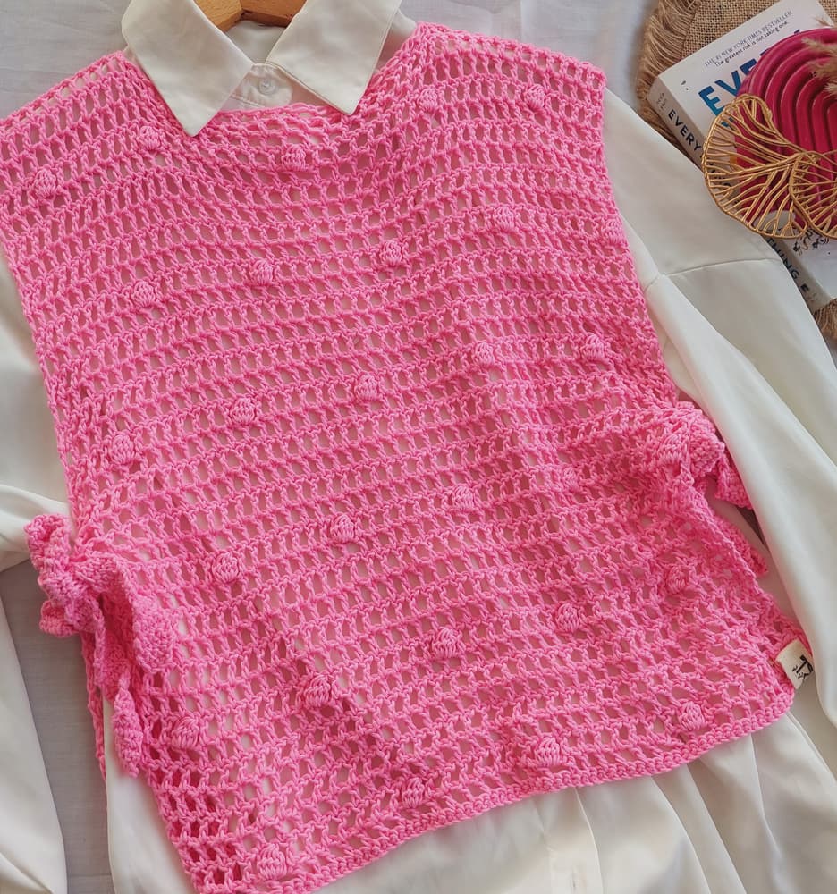 Bubble gum crochet vest 