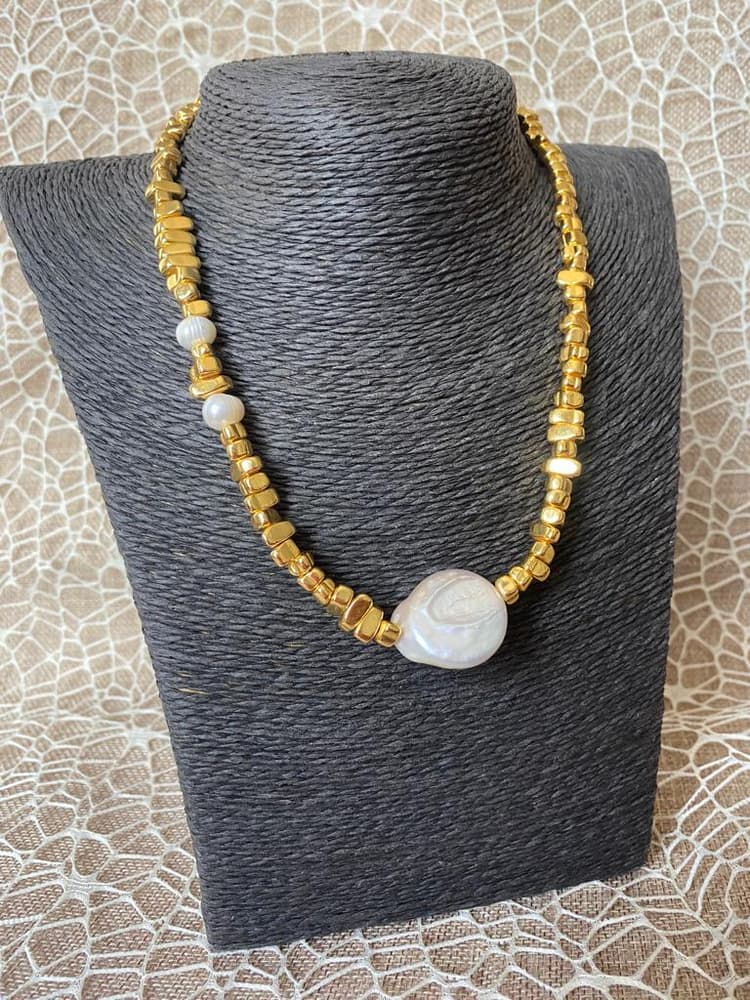 Golden Hematite Necklace with big pearl in the middle and 2 small pearls