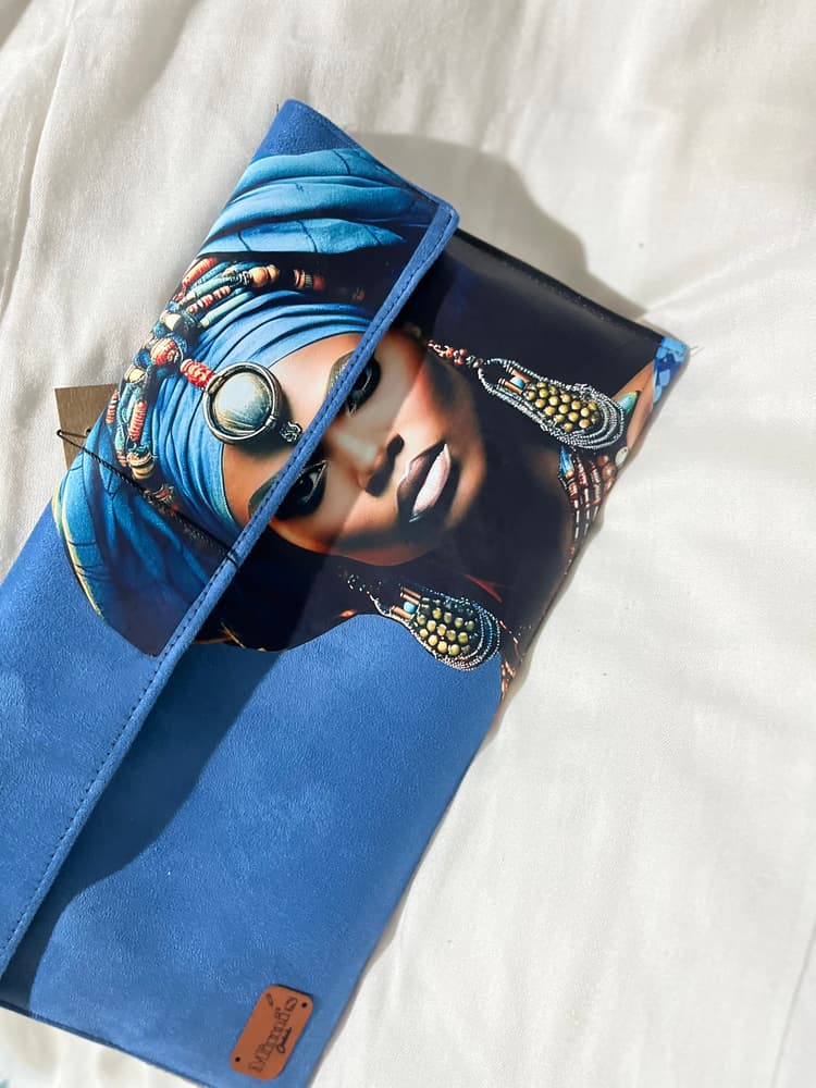 African clutch 