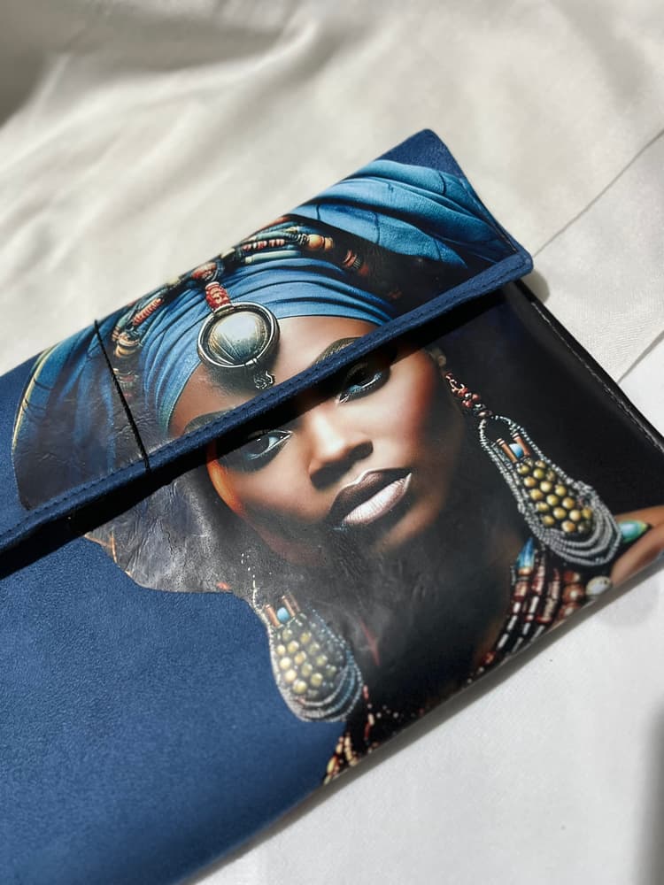African clutch 