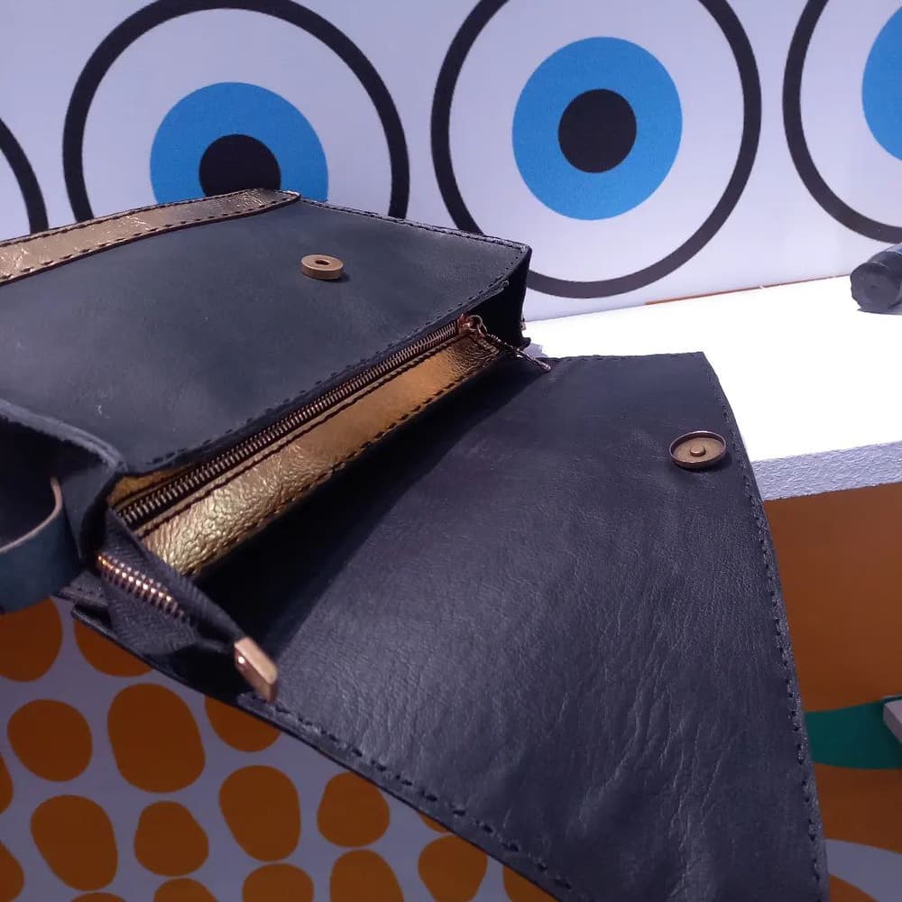 Handmade natural leather women's bag