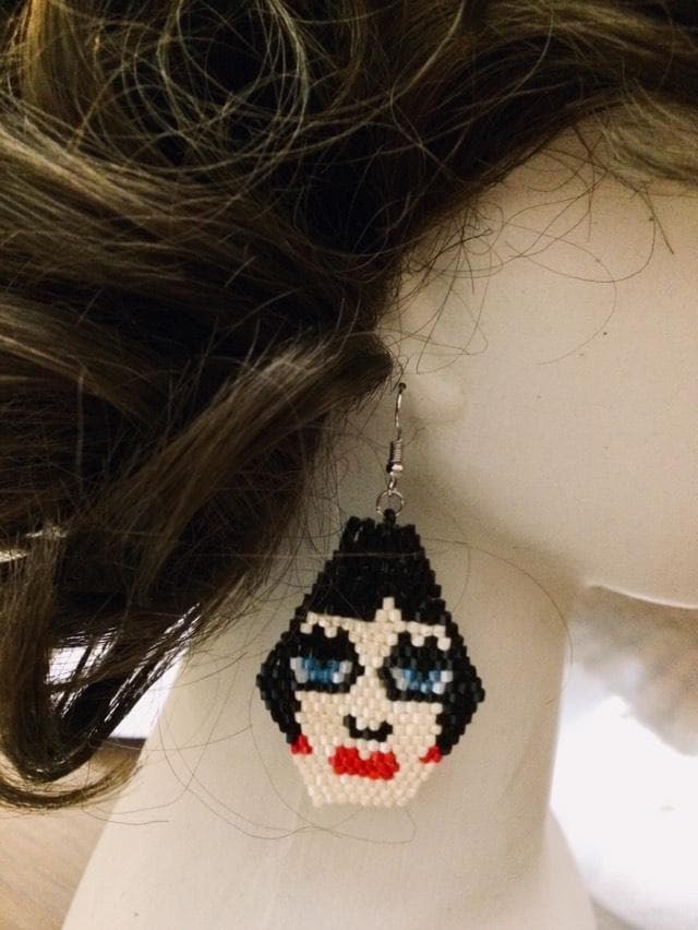 Beaded face woman earring